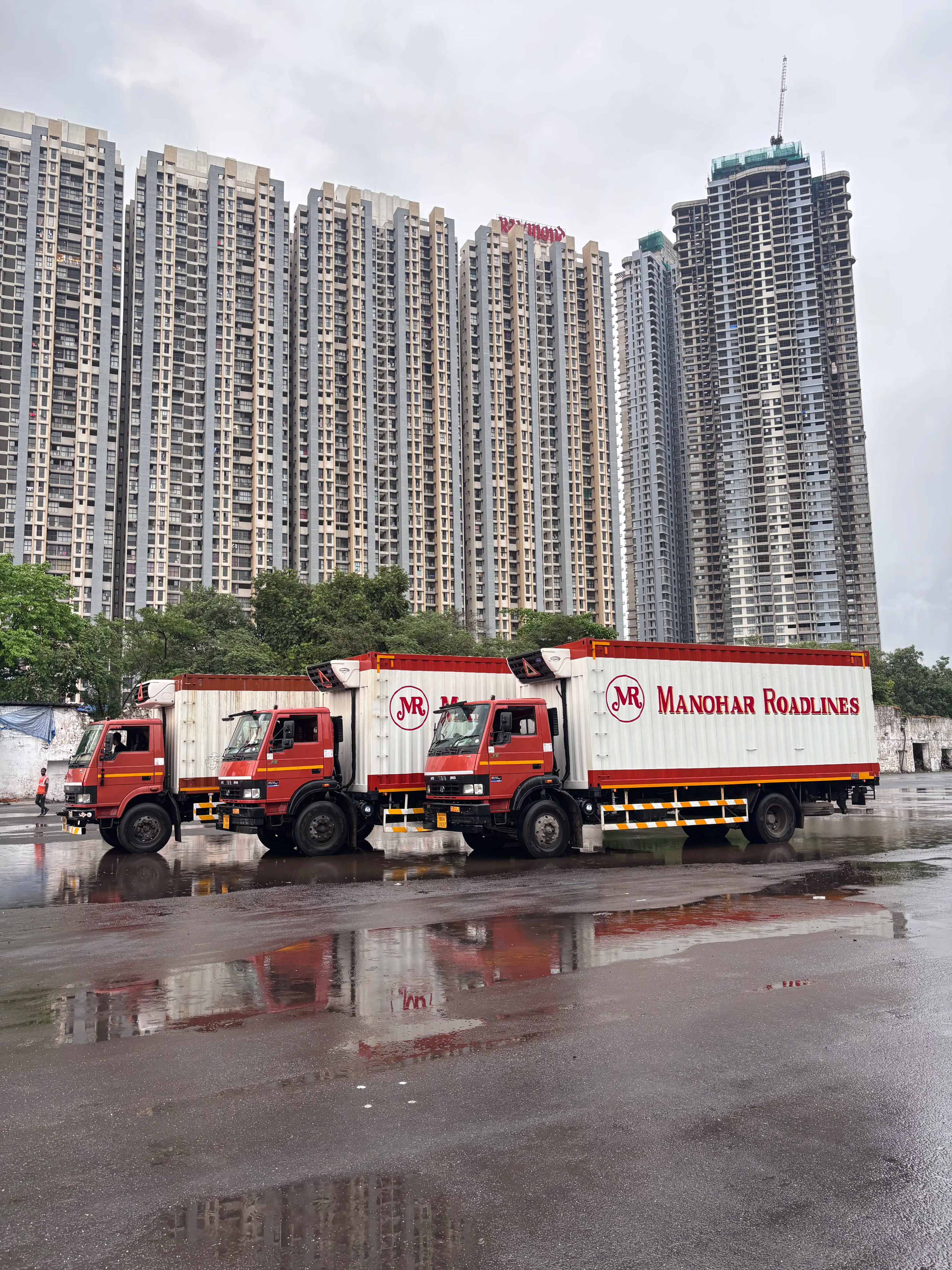 Overlay Truck